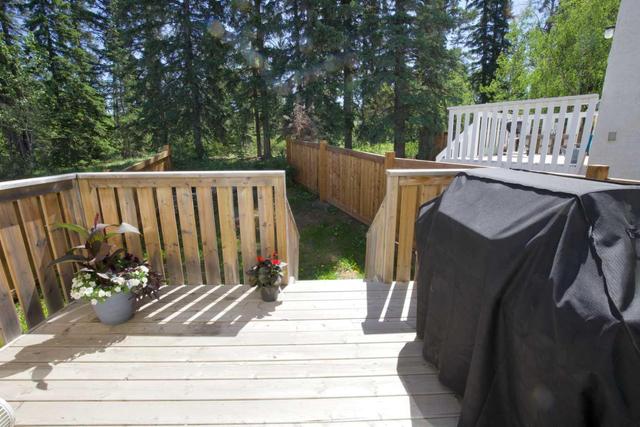 8 - 465 Makenny Street, Home with 3 bedrooms, 2 bathrooms and 4 parking in Hinton AB | Image 30