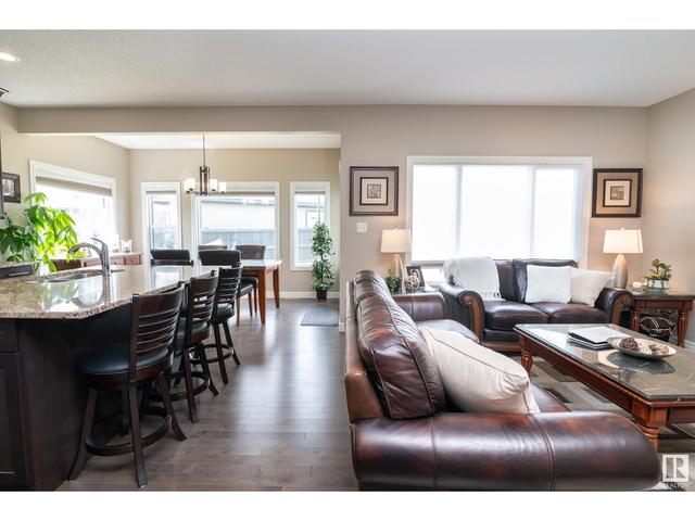 285 Cy Becker Bv Nw, House detached with 3 bedrooms, 2 bathrooms and null parking in Edmonton AB | Image 7