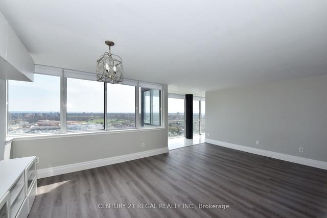 1612 - 350 Webb Dr, Condo with 2 bedrooms, 2 bathrooms and 2 parking in Mississauga ON | Image 11