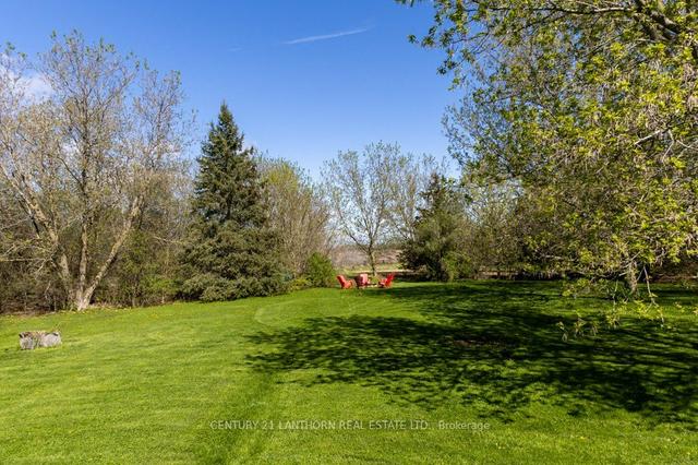 986 Black Rd, House detached with 3 bedrooms, 2 bathrooms and 7 parking in Prince Edward County ON | Image 21