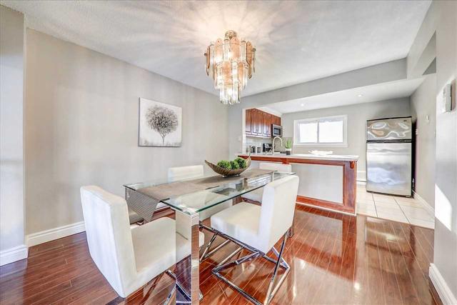 116 Darras Ct, Townhouse with 4 bedrooms, 2 bathrooms and 2 parking in Brampton ON | Image 19