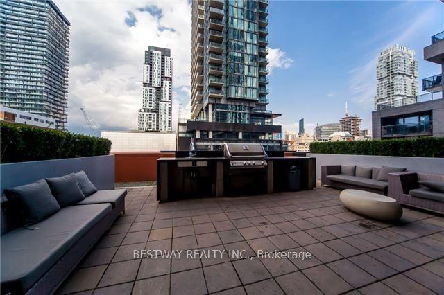2804 - 21 Widmer St, Condo with 1 bedrooms, 1 bathrooms and 1 parking in Toronto ON | Image 2