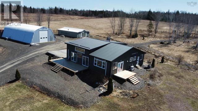 2036 Highway 215, House detached with 4 bedrooms, 3 bathrooms and null parking in East Hants NS | Image 2