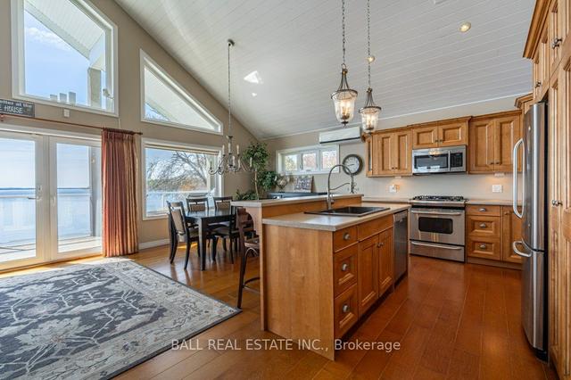 44 Falls Bay Rd, House detached with 1 bedrooms, 3 bathrooms and 6 parking in Kawartha Lakes ON | Image 40