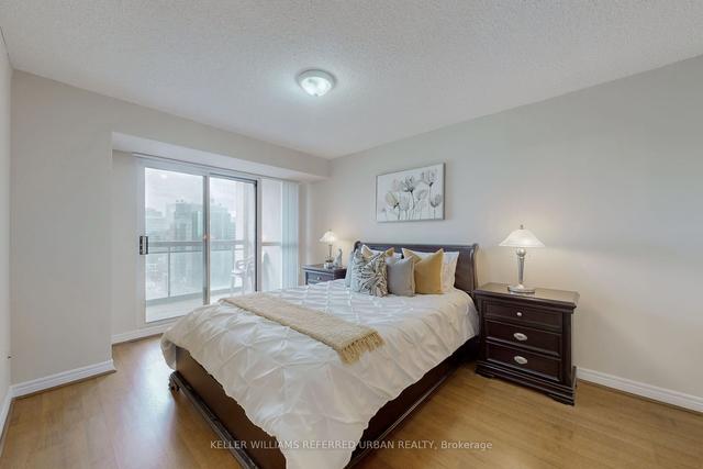 2507 - 18 Parkview Ave, Condo with 2 bedrooms, 2 bathrooms and 1 parking in Toronto ON | Image 6