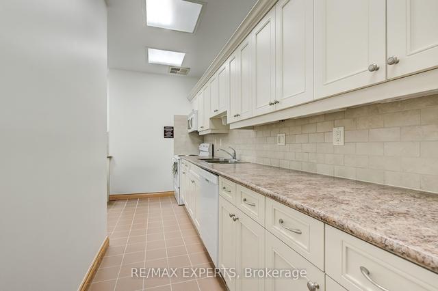 ph06 - 100 Observatory Lane, Condo with 2 bedrooms, 2 bathrooms and 1 parking in Richmond Hill ON | Image 27