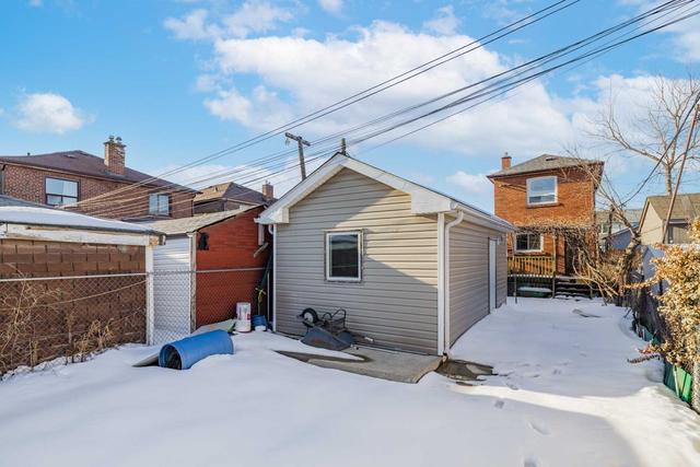 83 Amherst Ave, House detached with 3 bedrooms, 2 bathrooms and 4 parking in Toronto ON | Image 7