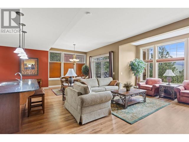 127 - 1795 Country Club Dr, House attached with 2 bedrooms, 2 bathrooms and null parking in Kelowna BC | Image 12