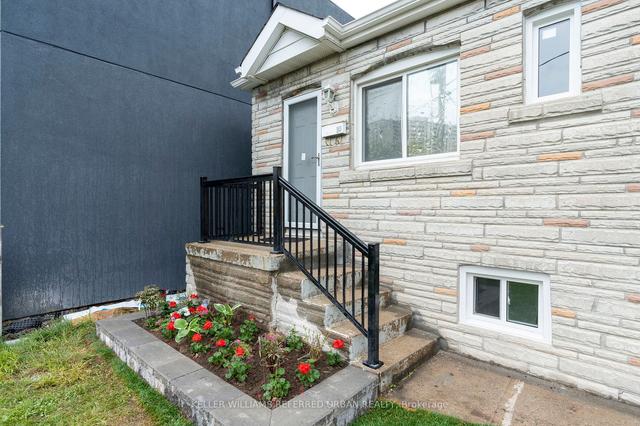 30 Buttonwood Ave, House detached with 2 bedrooms, 2 bathrooms and 1 parking in Toronto ON | Image 34