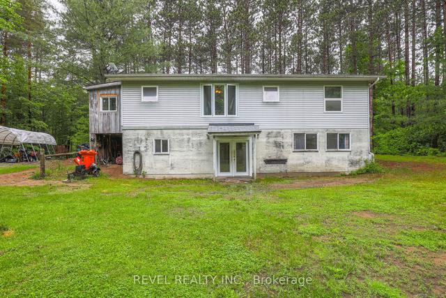 124 Pinery Rd, House detached with 3 bedrooms, 2 bathrooms and 10 parking in Kawartha Lakes ON | Image 21