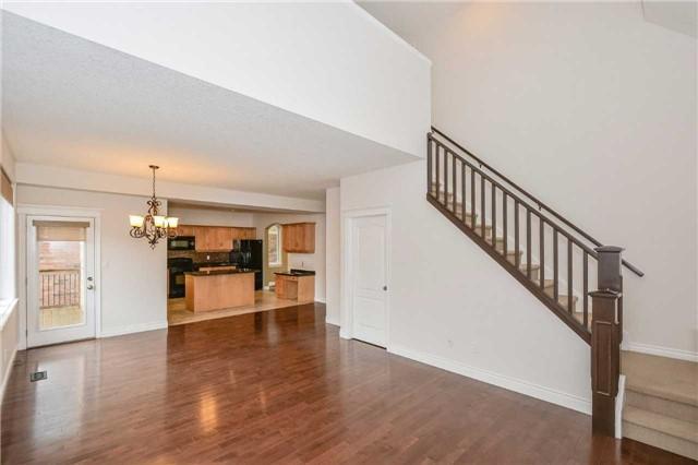 9 Geddes Cres, House detached with 3 bedrooms, 3 bathrooms and 1 parking in Guelph ON | Image 8