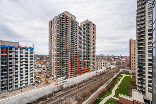 1209 - 1420 Dupont St, Condo with 1 bedrooms, 1 bathrooms and 1 parking in Toronto ON | Image 15
