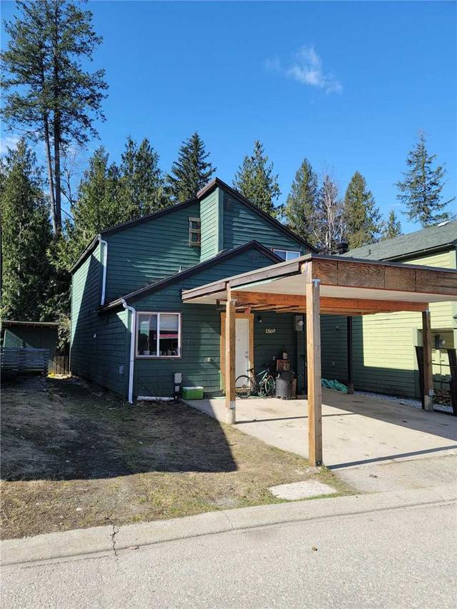 1869 Corbin Pl, House detached with 3 bedrooms, 2 bathrooms and 4 parking in Revelstoke BC | Image 7