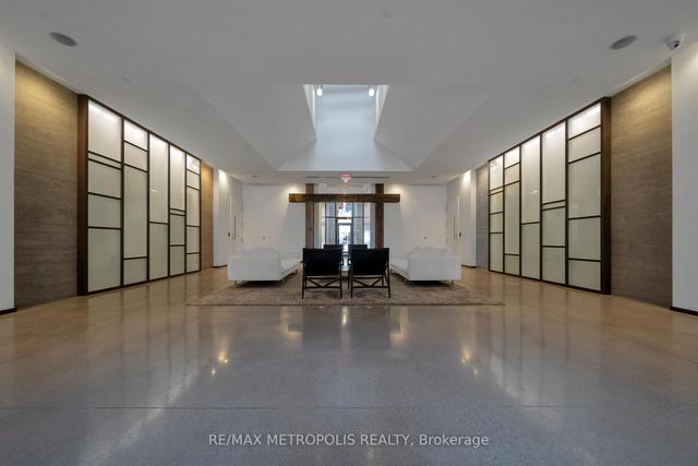 737 - 1030 King St W, Condo with 2 bedrooms, 2 bathrooms and 0 parking in Toronto ON | Image 15