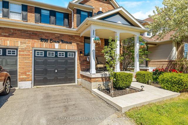 1595 Evans Terr, House semidetached with 3 bedrooms, 3 bathrooms and 3 parking in Milton ON | Image 34