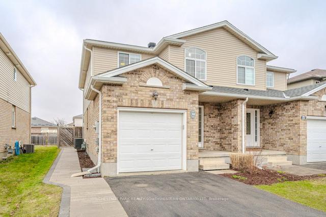 30 Simmonds Dr, House semidetached with 3 bedrooms, 4 bathrooms and 5 parking in Guelph ON | Image 2