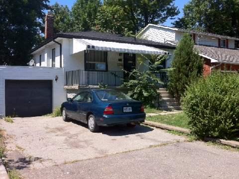 125 Angelene St, House detached with 3 bedrooms, 1 bathrooms and 4 parking in Mississauga ON | Image 1