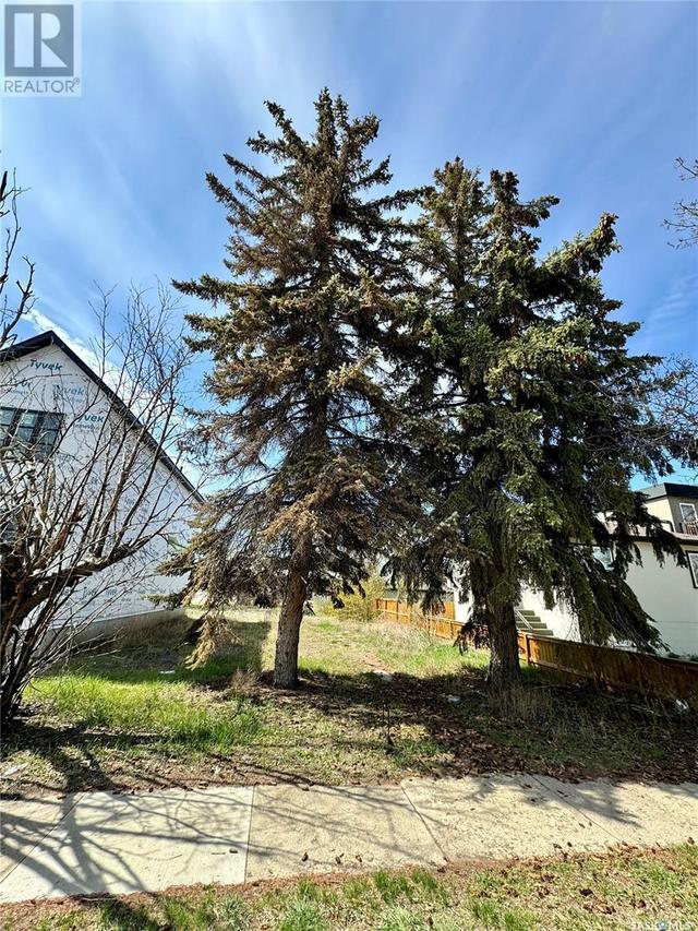 539 H Ave S, House detached with 5 bedrooms, 3 bathrooms and null parking in Saskatoon SK | Image 8