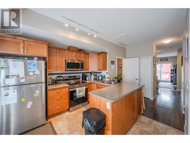 126 - 3363 Wilson St, House attached with 3 bedrooms, 2 bathrooms and 2 parking in Penticton BC | Image 13