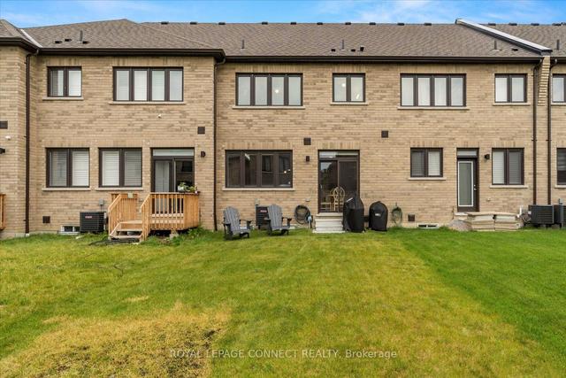 53 Peter Hogg Crt, House attached with 3 bedrooms, 3 bathrooms and 3 parking in Whitby ON | Image 26