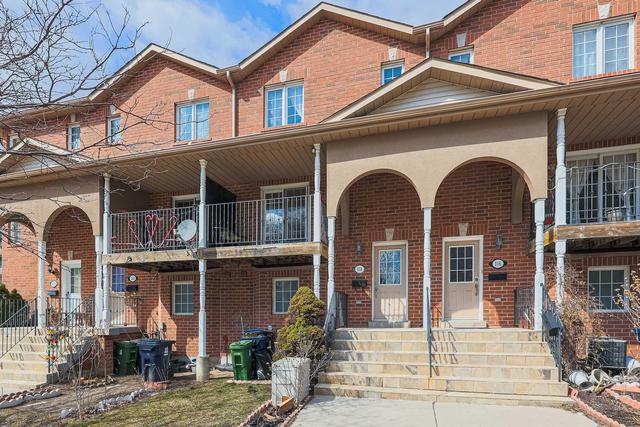 114 Trudelle St, Townhouse with 3 bedrooms, 2 bathrooms and 1 parking in Toronto ON | Image 1