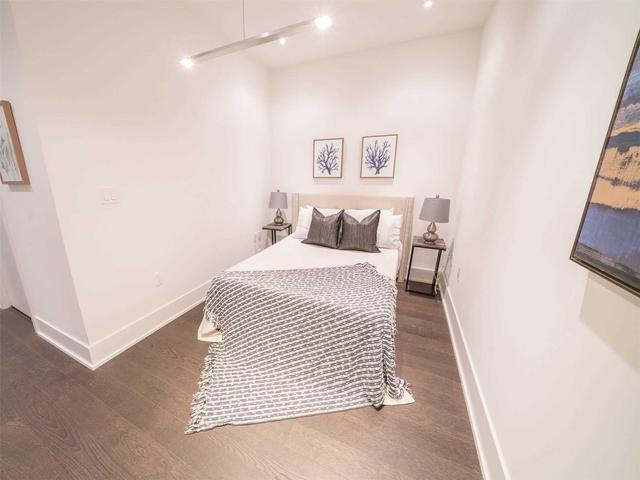 th 132 - 39 Queens Quay St, Townhouse with 1 bedrooms, 2 bathrooms and 0 parking in Toronto ON | Image 3
