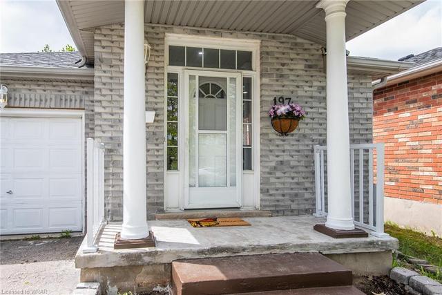 197 Deerpath Dr, House detached with 3 bedrooms, 3 bathrooms and 4 parking in Guelph ON | Image 12