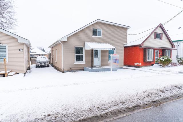413 St. Paul Ave, House detached with 2 bedrooms, 2 bathrooms and 4 parking in Brantford ON | Image 12