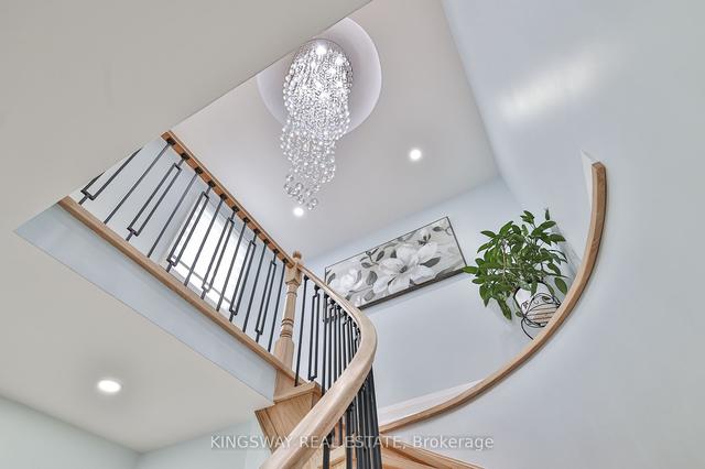 4277 Torino Cres, House detached with 4 bedrooms, 4 bathrooms and 4 parking in Mississauga ON | Image 7