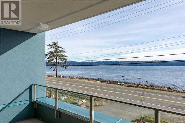 205 - 536 Island Hwy S, Condo with 1 bedrooms, 1 bathrooms and 1 parking in Campbell River BC | Image 1