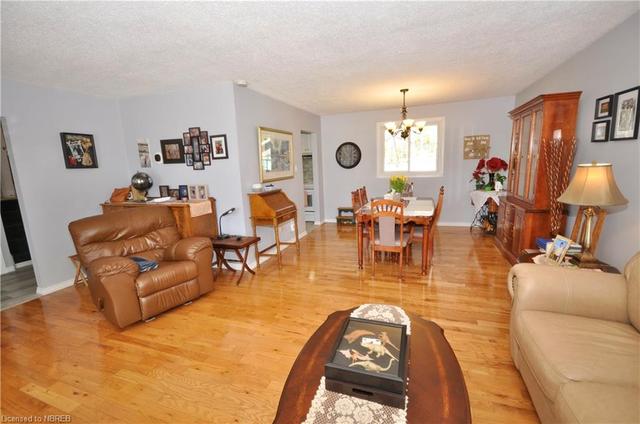 298 Rancier St, House detached with 3 bedrooms, 2 bathrooms and 5 parking in North Bay ON | Image 37