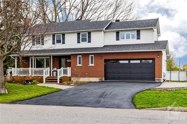 1297 Normandy Cres, House detached with 3 bedrooms, 4 bathrooms and 6 parking in Ottawa ON | Image 1
