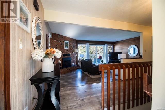 4724 Lost Lake Rd, House detached with 3 bedrooms, 3 bathrooms and 5 parking in Nanaimo BC | Image 13