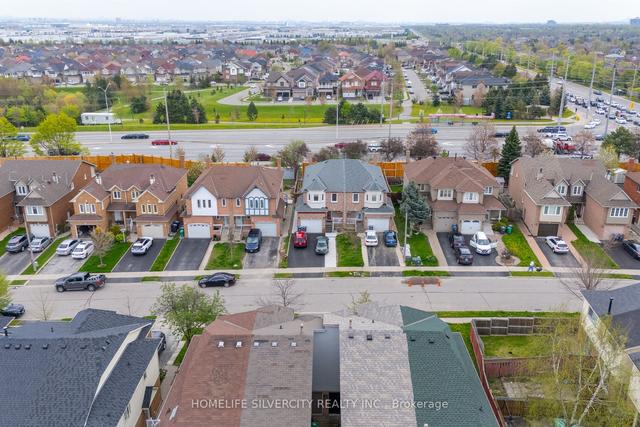 77 Ural Cir, House attached with 3 bedrooms, 3 bathrooms and 2 parking in Brampton ON | Image 23