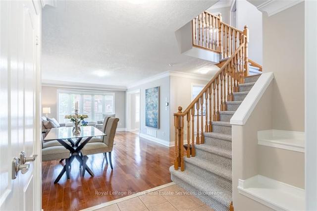 5269 Nova Cres, House detached with 4 bedrooms, 3 bathrooms and 4 parking in Burlington ON | Image 25