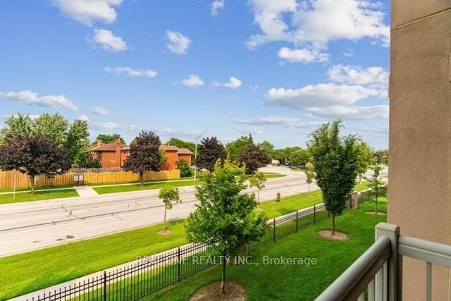 212 - 1460 Bishops Gate, Condo with 3 bedrooms, 2 bathrooms and 3 parking in Oakville ON | Image 9