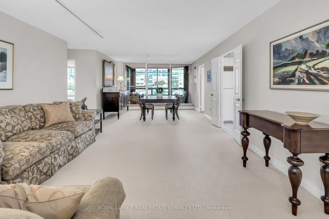 603 - 130 Carlton St, Condo with 2 bedrooms, 2 bathrooms and 1 parking in Toronto ON | Image 38