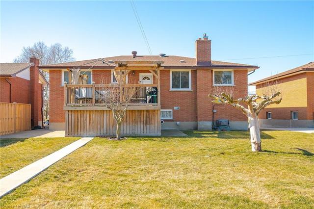 20 Berkley Avenue, House detached with 3 bedrooms, 2 bathrooms and null parking in Port Colborne ON | Image 36
