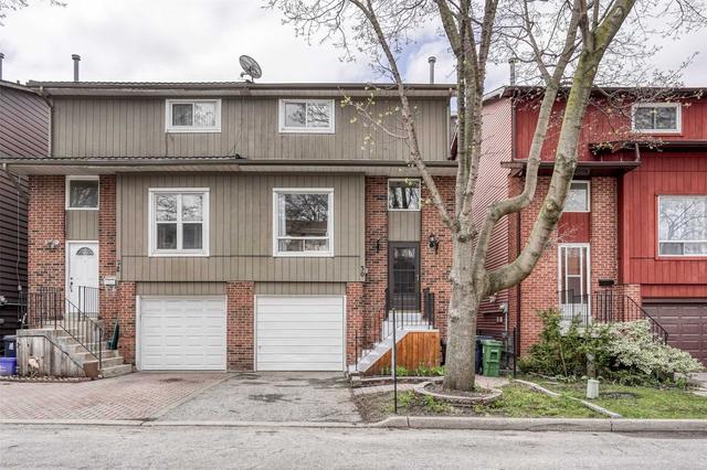 30 Boneset Rd, House semidetached with 3 bedrooms, 3 bathrooms and 2 parking in Toronto ON | Image 1