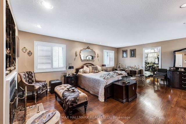 171 Millwood Pky, House detached with 5 bedrooms, 6 bathrooms and 23 parking in Vaughan ON | Image 15