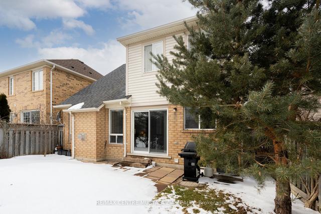 1518 Swann Cres, House detached with 3 bedrooms, 3 bathrooms and 3 parking in Milton ON | Image 33