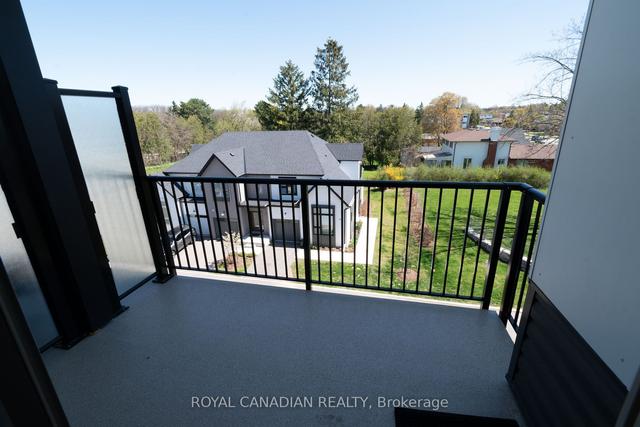 430 - 110 Fergus Ave, Condo with 1 bedrooms, 1 bathrooms and 1 parking in Kitchener ON | Image 3