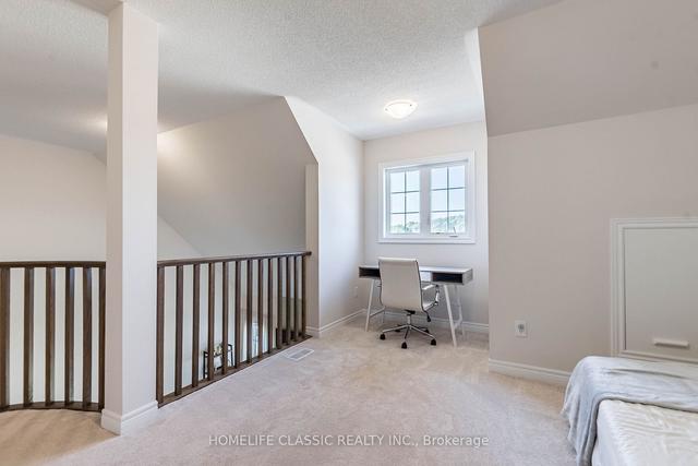 18 Bluestone Cres, Townhouse with 2 bedrooms, 3 bathrooms and 2 parking in Brampton ON | Image 20