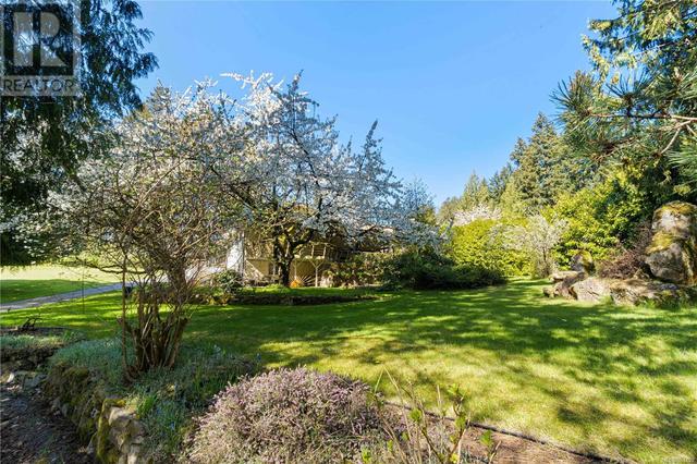 2369 South Wellington Rd, House detached with 3 bedrooms, 2 bathrooms and 6 parking in Nanaimo A BC | Image 42