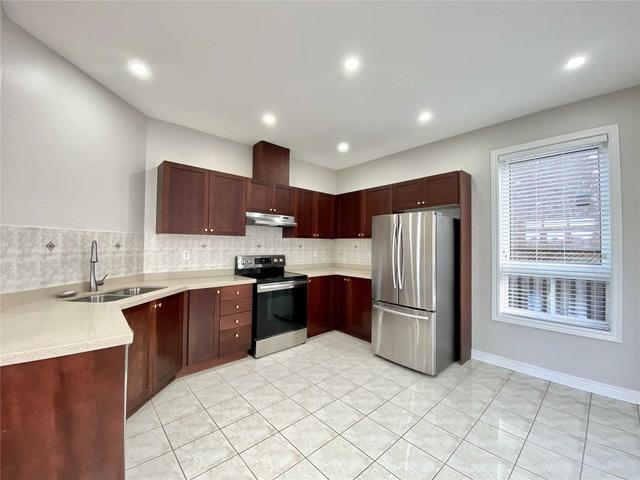 5688 Pegasus St, House detached with 4 bedrooms, 3 bathrooms and 4 parking in Mississauga ON | Image 20