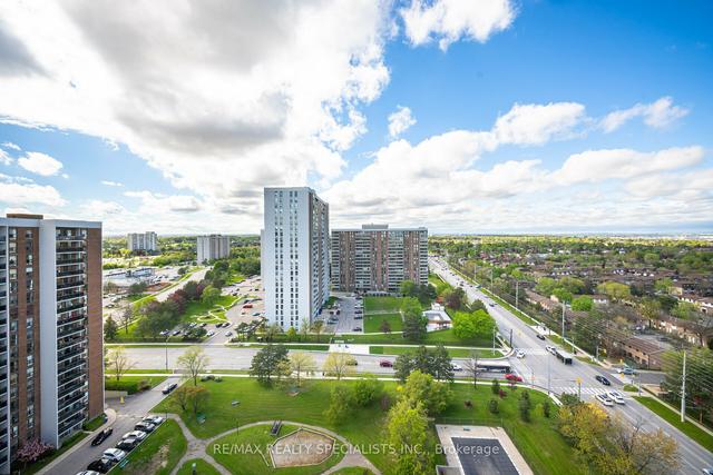 1904 - 21 Knightsbridge Rd, Condo with 2 bedrooms, 1 bathrooms and 1 parking in Brampton ON | Image 12