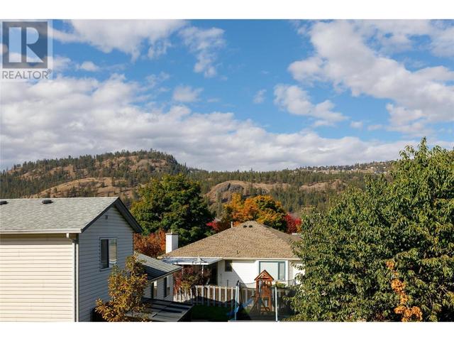 47 - 307 Glen Park Dr, House attached with 3 bedrooms, 2 bathrooms and 2 parking in Kelowna BC | Image 33