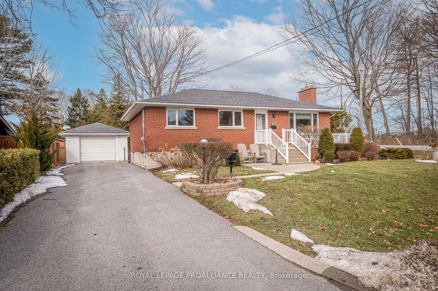 42 Point Cres, House detached with 1 bedrooms, 2 bathrooms and 4 parking in Kingston ON | Image 12