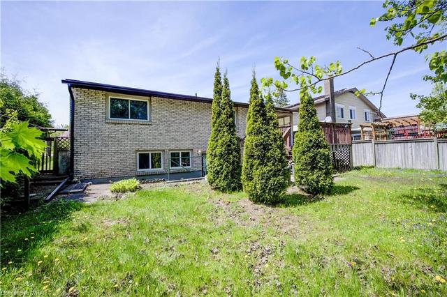 120 Westheights Dr, House detached with 4 bedrooms, 2 bathrooms and 4 parking in Kitchener ON | Image 17