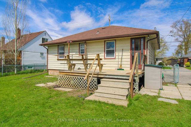 65 Morrow St, House detached with 1 bedrooms, 1 bathrooms and 2 parking in Peterborough ON | Image 17